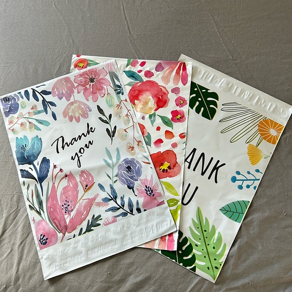 10x13 floral poly mailers bundle 15 - plus mystery thank you cards and stickers - Picture 1 of 8
